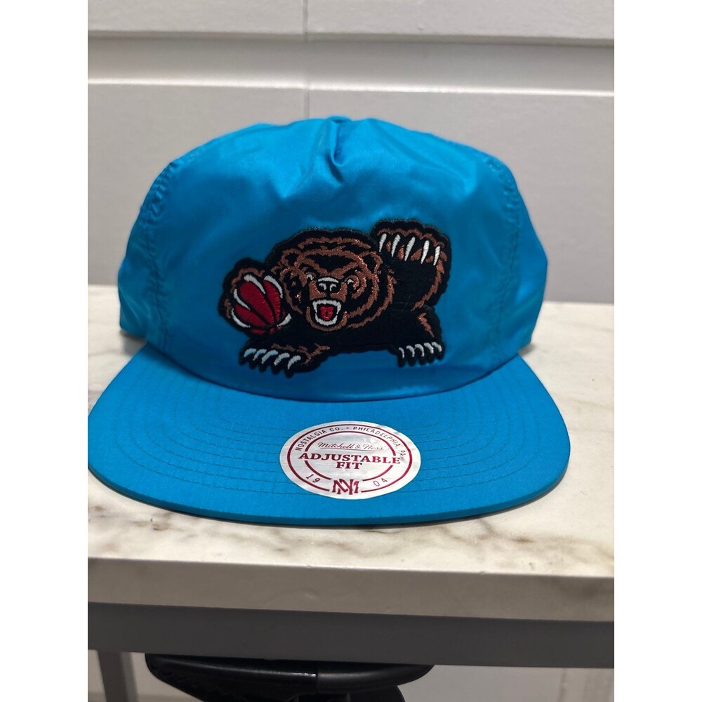 Mitchell & Ness Vancouver Grizzlies Snapback Hat Hardwood Classics NBA Cap